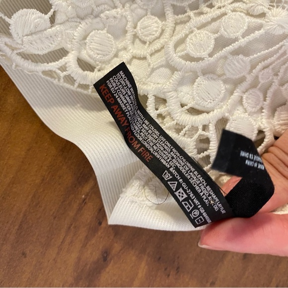 Urban Outfitters Out From Under Lace Bralette Ivory Size Small New W/ Flaws - Picture 8 of 12